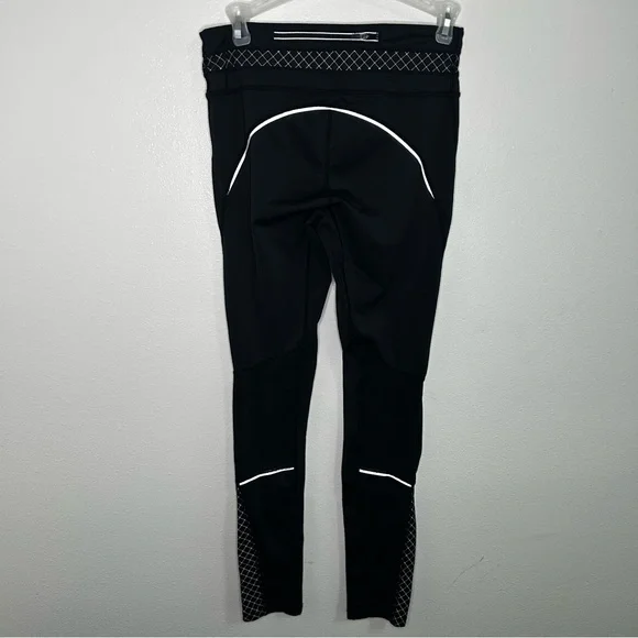 Athleta Miles Compression tights with reflective strips - Picture 5 of 8